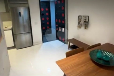 Apartamento à venda com 1 suíte em Vila Olímpia, São Paulo, SP