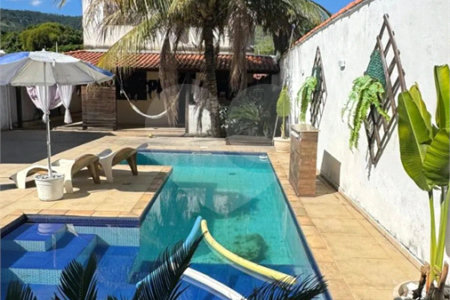 Casa à venda com 5 quartos, sendo 1 suíte, em Campo Grande, Rio de Janeiro, RJ