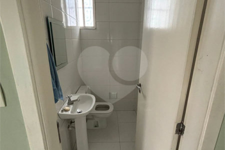 Casa à venda com 2 quartos, sendo 1 suíte,  em Vila Mariana, São Paulo, SP