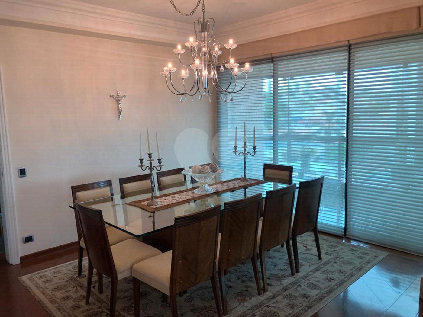 Apartamento à venda com 4 suítes em Vila Oliveira, Mogi das Cruzes, SP