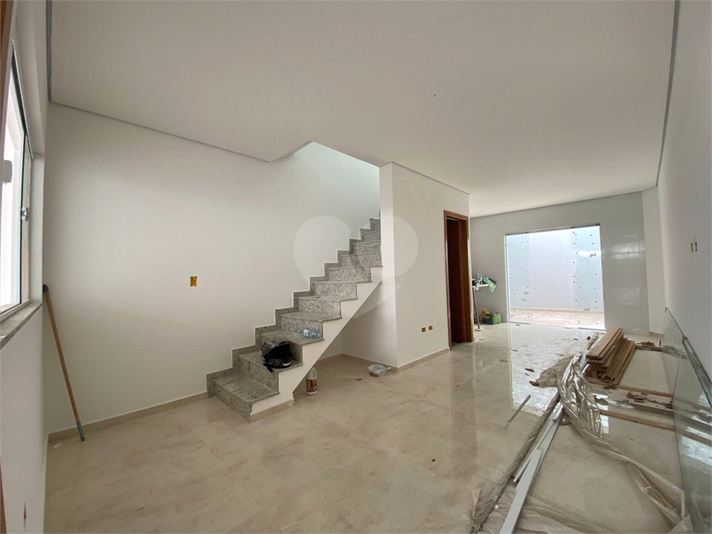 Sobrado à venda com 3 quartos, sendo 1 suíte, em Vila Medeiros, São Paulo, SP