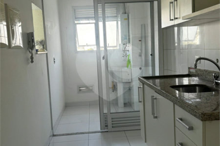 Apartamento para alugar com 3 quartos, sendo 1 suíte, em Parque Reboucas, São Paulo, SP