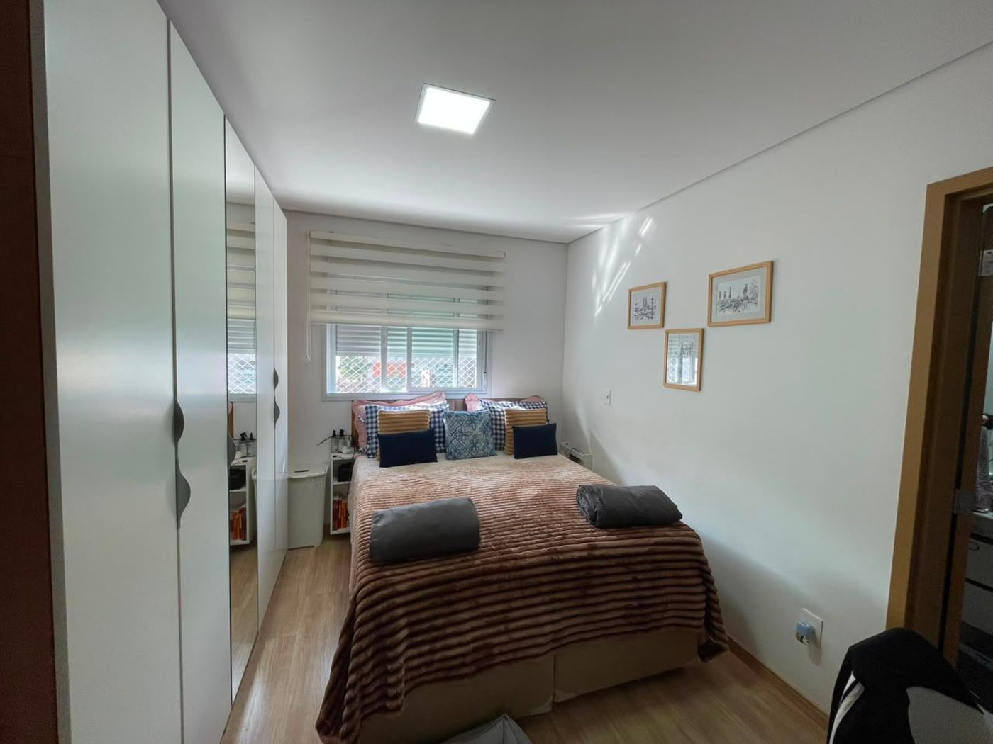 Apartamento com 2 dormitórios à venda, 74 m² por R$ 1.049.000,00 - Gonzaga - Santos/SP