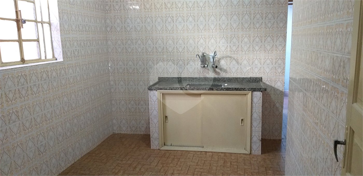 Sobrado à venda com 4 quartos em Parque Edu Chaves, São Paulo, SP
