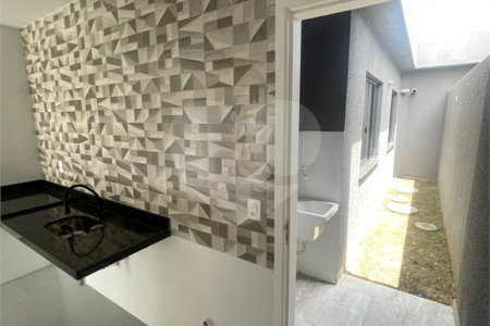 Casa à venda com 2 quartos, sendo 1 suíte, no condomínio Parque Guará, Rio de Janeiro - RJ