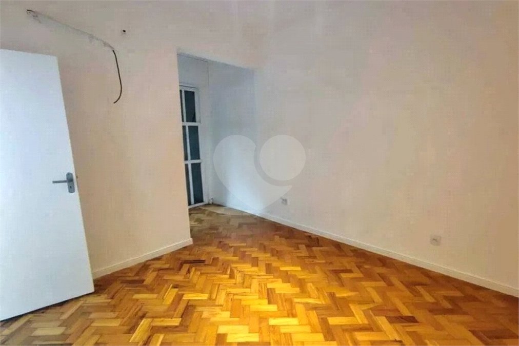 Apartamento à venda com 3 quartos, sendo 1 suíte,  em Copacabana, Rio de Janeiro, RJ