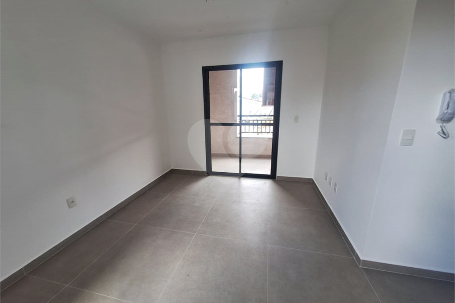 Casa à venda com 2 quartos no condomínio Ângelo Calandrino, São Paulo - SP