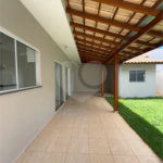 Vende-se casa no Village Damha II