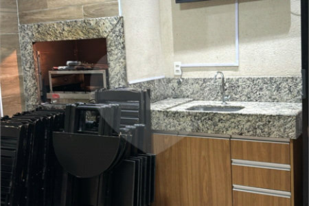 Apartamento com 40m², 2 quartos, para locação no Cambuci