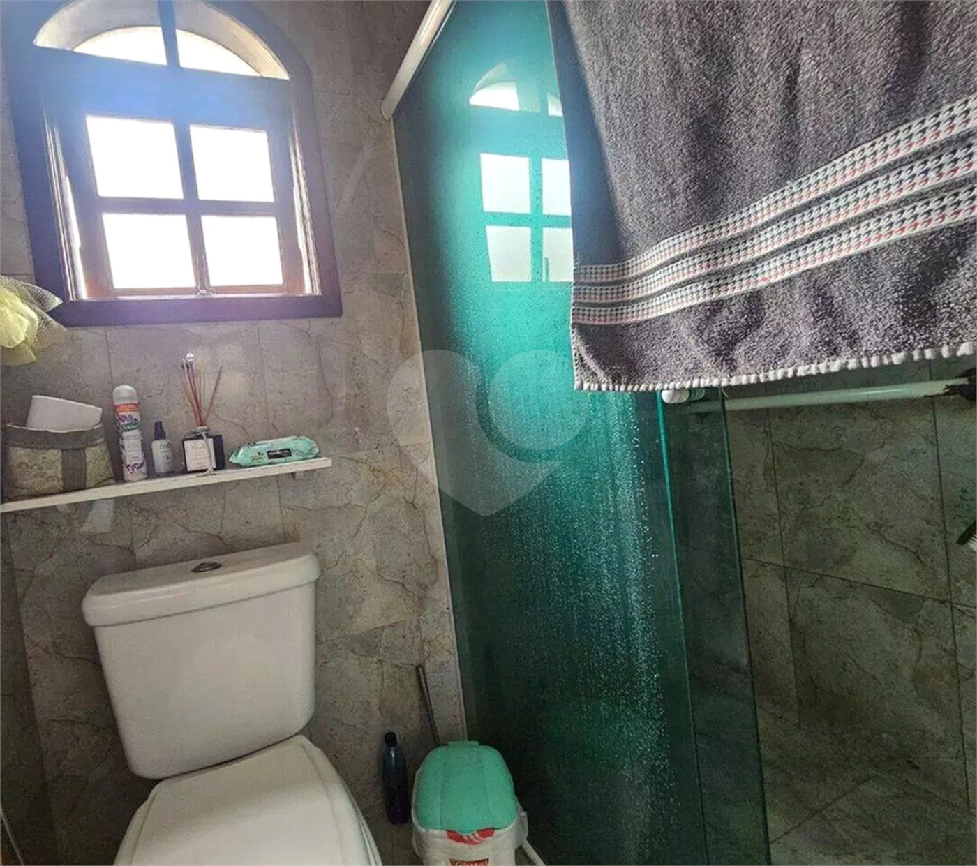 Casa Térrea à venda com 3 quartos, sendo 1 suíte, no Centro, Poá, SP