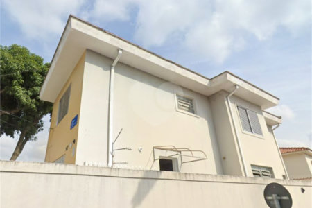 Sobrado à venda com 3 quartos em Água Fria, São Paulo, SP