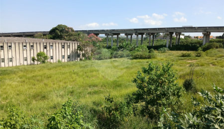 Terreno à venda em Jardim dos Ipês, Itaquaquecetuba, SP