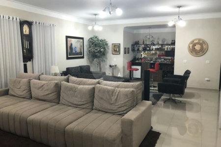 Casa à venda com 5 suítes no condomínio Terras de Mont Serrat, Salto - SP