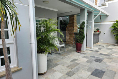 Sobrado à venda com 5 quartos, sendo 4 suítes,  em Tucuruvi, São Paulo, SP