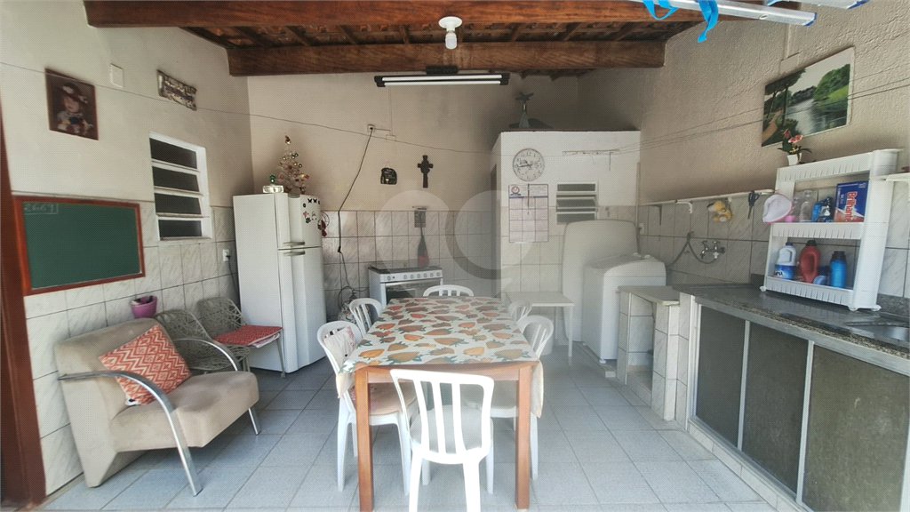 Casa à venda com 2 quartos em Vila Barcelona, Sorocaba, SP