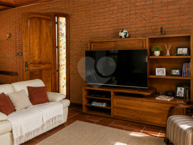 Casa à venda com 3 quartos, sendo 1 suíte,  em Guarapiranga, São Paulo, SP