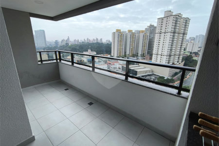 Apartamento à venda com 3 quartos, sendo 1 suíte, no Centro, São Bernardo do Campo, SP