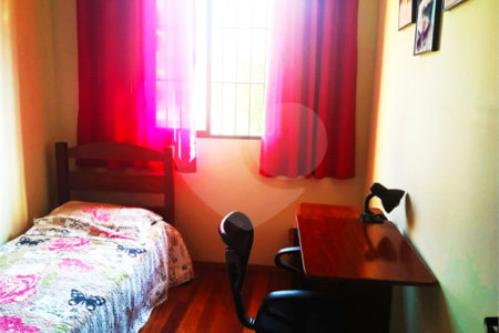 Casa de Vila à venda com 4 quartos, sendo 1 suíte, em Vila Santa Catarina, São Paulo, SP