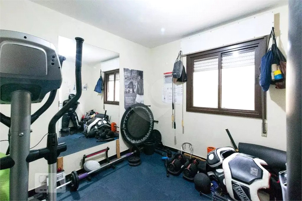 Apartamento à venda com 3 quartos, sendo 1 suíte, em Itaim Bibi, São Paulo, SP