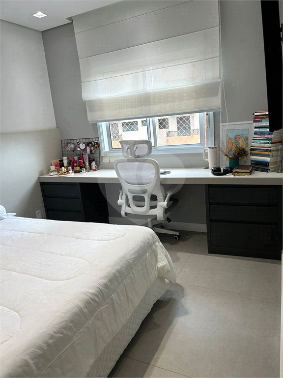 Apartamento à venda com 3 quartos, sendo 1 suíte, em Vila Scarpelli, Santo André, SP
