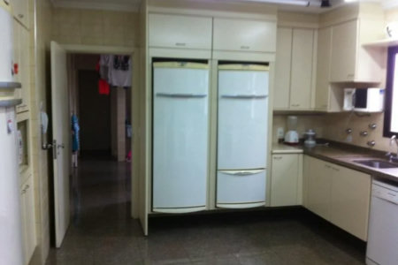 Apartamento à venda com 4 suítes em Real Parque, São Paulo, SP