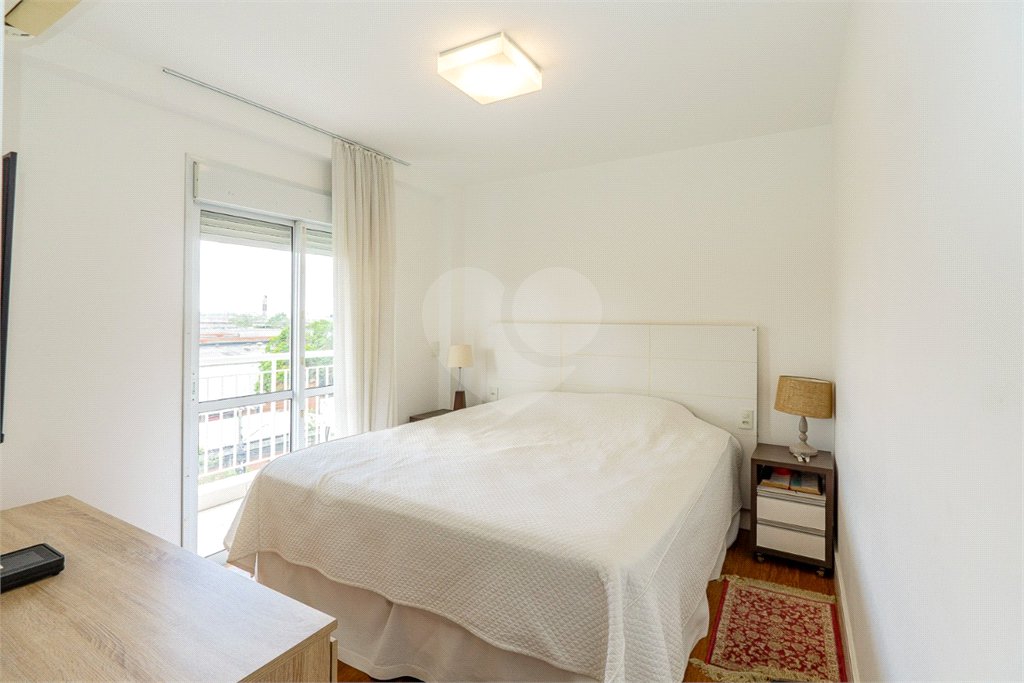 Apartamento à venda com 3 suítes em Santo Amaro, São Paulo, SP