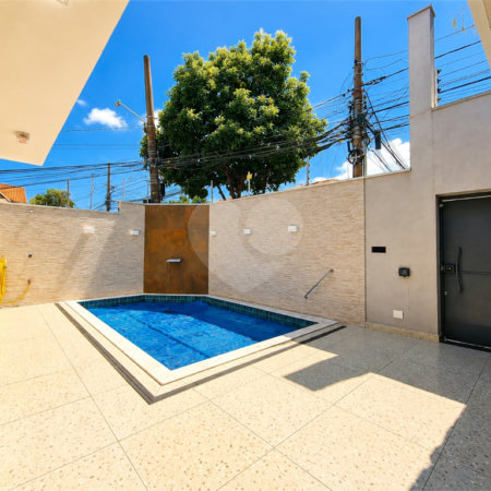 Sobrado à venda com 3 quartos, sendo 1 suíte, em Santa Teresinha, São Paulo, SP
