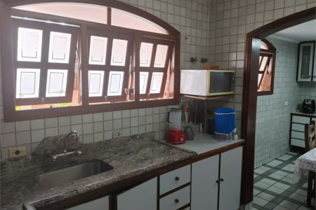 Casa à venda com 4 quartos, sendo 2 suítes, em Parque dos Príncipes, São Paulo, SP