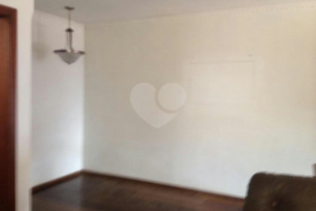 Sobrado à venda com 4 quartos, sendo 2 suítes, em Vila Madalena, São Paulo, SP
