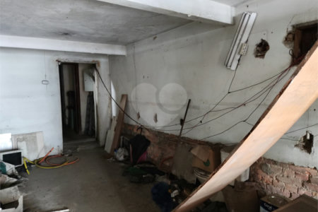 Casa à venda com 4 quartos em Vila Anastácio, São Paulo, SP