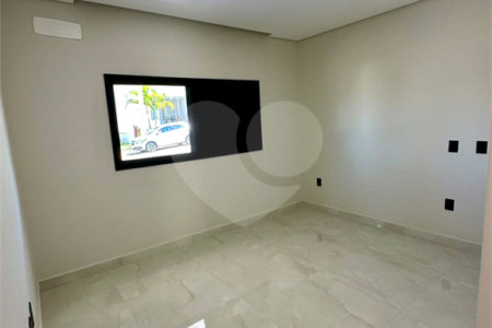 Casa à venda com 3 quartos, sendo 1 suíte, no condomínio Horto Florestal Villagio, Sorocaba - SP