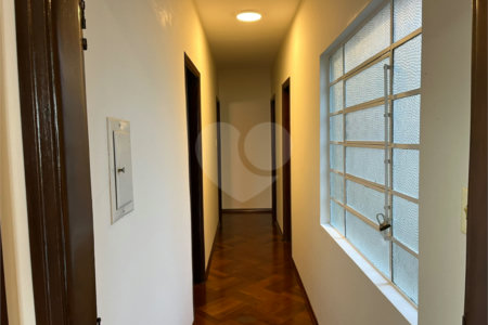 Casa à venda com 3 quartos, sendo 1 suíte, em Jardim Itália, Itapetininga, SP