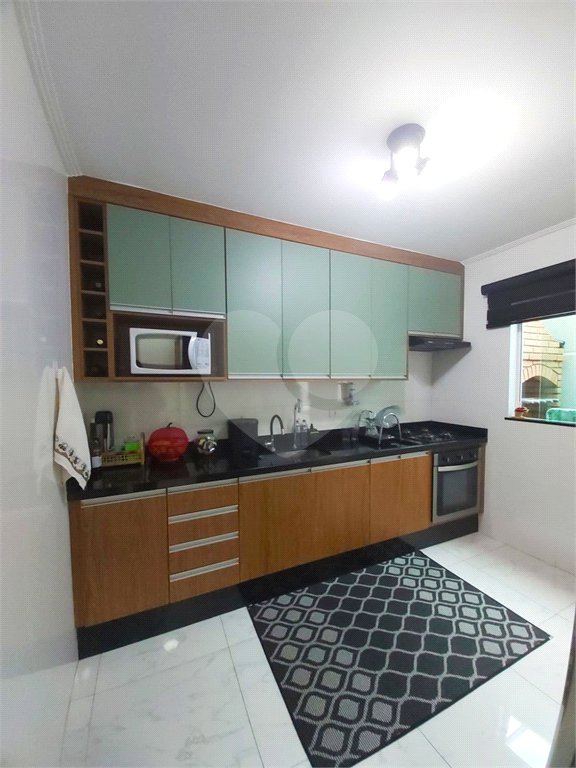 Sobrado à venda com 2 suítes em Vila Constança, São Paulo, SP