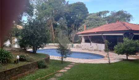 Chácara à venda com 7 quartos, sendo 3 suítes,  em Saboó, São Roque, SP