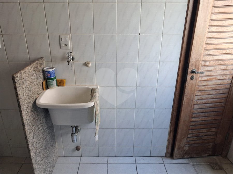 Apartamento à venda com 2 quartos em Praça da Bandeira, Rio de Janeiro, RJ