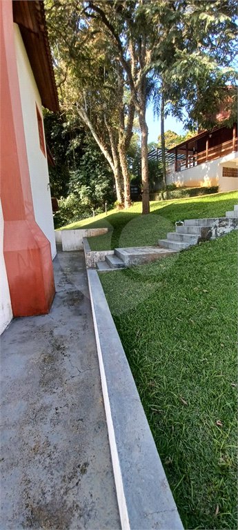 Casa à venda com 3 quartos, sendo 1 suíte, no condomínio Clube de Campo Fazenda Tabarã, Mairiporã - SP