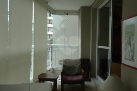 Apartamento à venda com 3 suítes em Alto da Lapa, São Paulo, SP