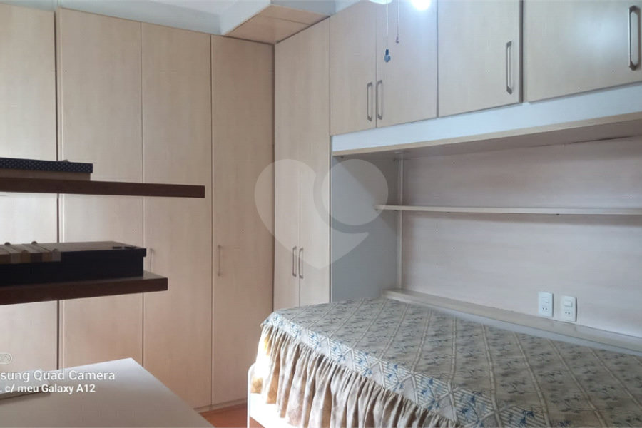 Sobrado à venda com 4 quartos, sendo 1 suíte, em Tremembé, São Paulo, SP