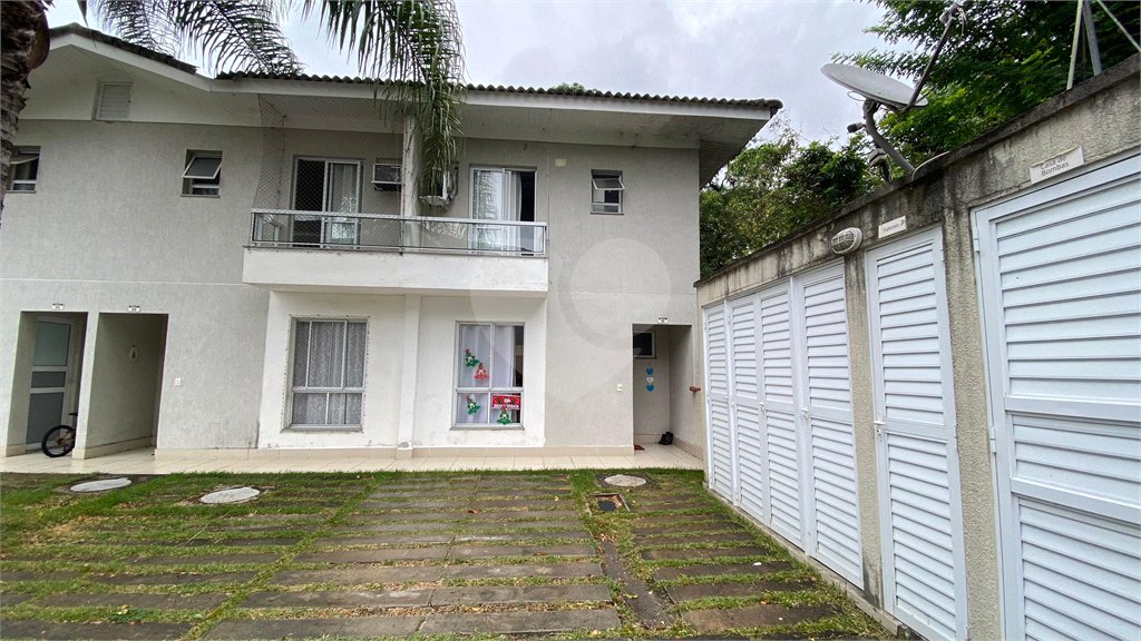Casa à venda com 3 quartos, sendo 1 suíte, no condomínio Vivant, Rio de Janeiro - RJ