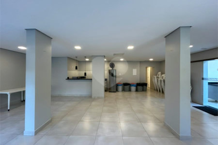 Apartamento à venda com 3 quartos, sendo 1 suíte,  em Planalto Paulista, São Paulo, SP