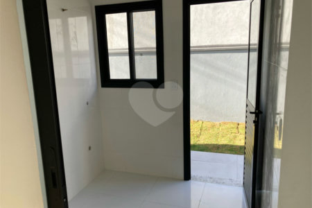 Casa à venda com 4 quartos, sendo 3 suítes,  no condomínio Reserva Granja Anita, Mogi das Cruzes - SP