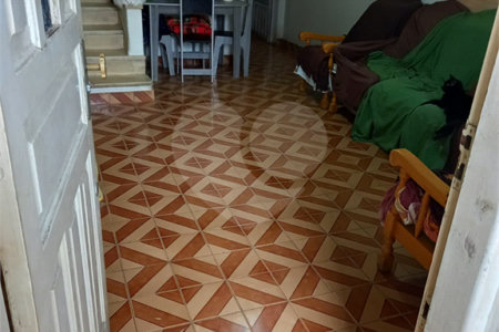 Sobrado à venda com 2 quartos em Vila Ipojuca, São Paulo, SP