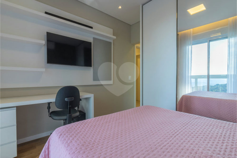 Casa à venda com 3 suítes no condomínio Parque Imperial da Cantareira, Mairiporã - SP