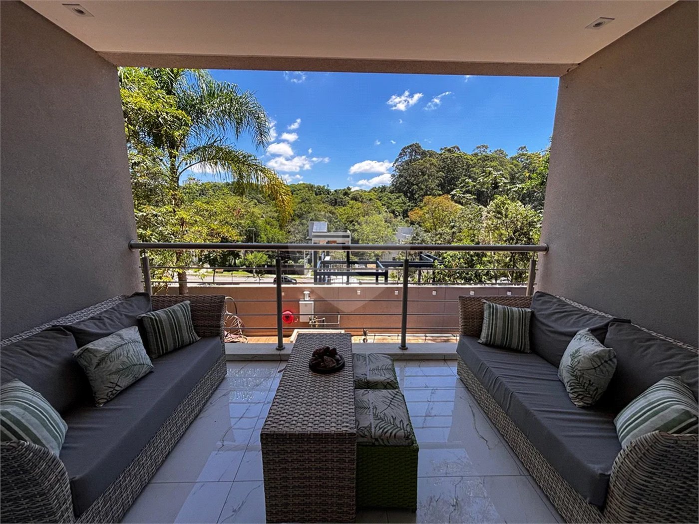 Casa à venda com 4 quartos, sendo 3 suítes, no condomínio Reserva Nova Cantareira, São Paulo - SP