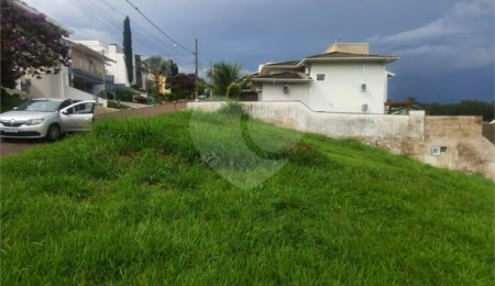 Terreno à venda no condomínio Villaggio Capriccio, São Paulo - SP