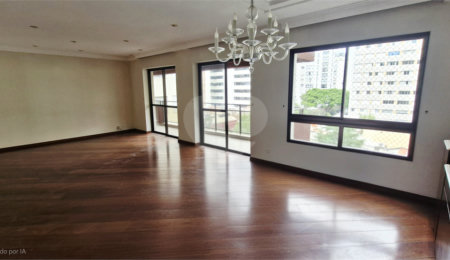 Apartamento à venda com 4 quartos, sendo 3 suítes,  em Santa Cecília, São Paulo, SP