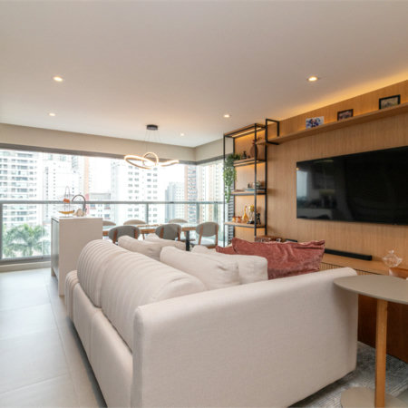 Apartamento à venda com 2 suítes em Santo Amaro, São Paulo, SP