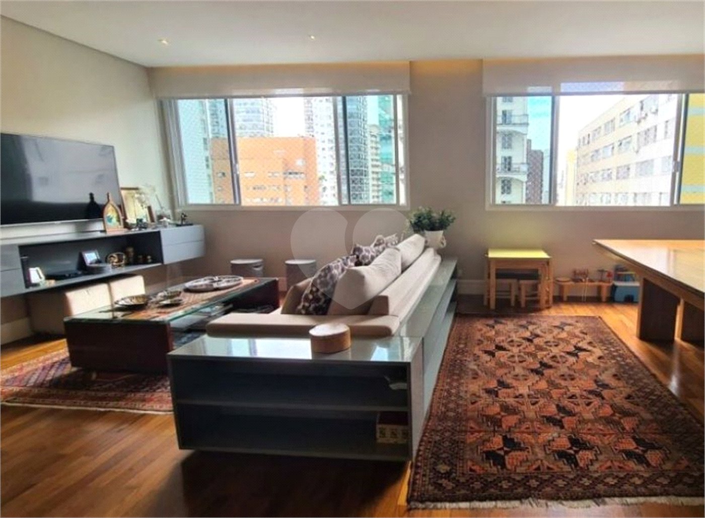 Apartamento à venda com 3 quartos, sendo 1 suíte, em Vila Uberabinha, São Paulo, SP