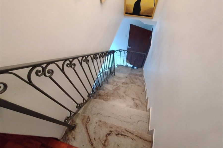 Sobrado à venda com 4 quartos em Santana, São Paulo, SP
