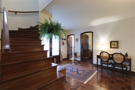 Casa à venda com 4 quartos, sendo 1 suíte, em Alto da Boa Vista, São Paulo, SP